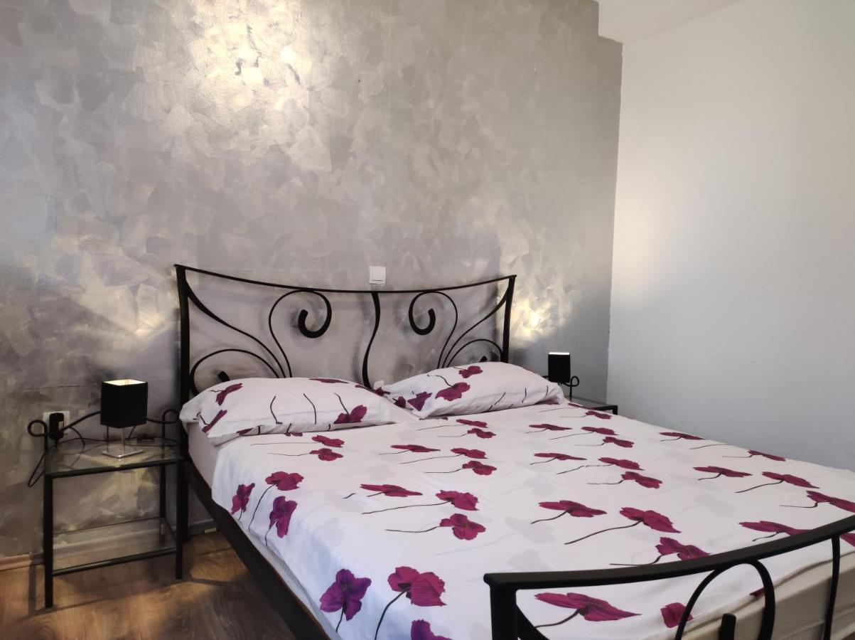 Cozy Apartment In Split In Nice Quiet Neighborhood Bagian luar foto